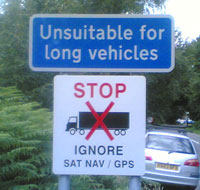 unsuitable for heavy vehicles signs